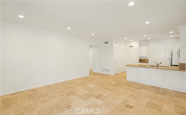 Building Photo - 138 Coralwood