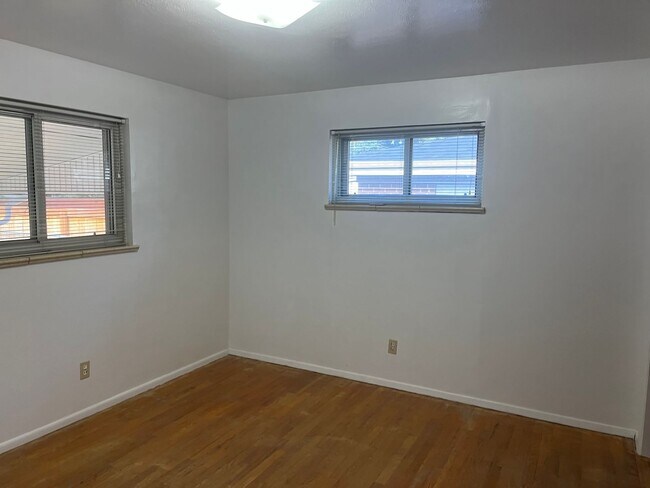 Building Photo - 12372 E 30th Ave
