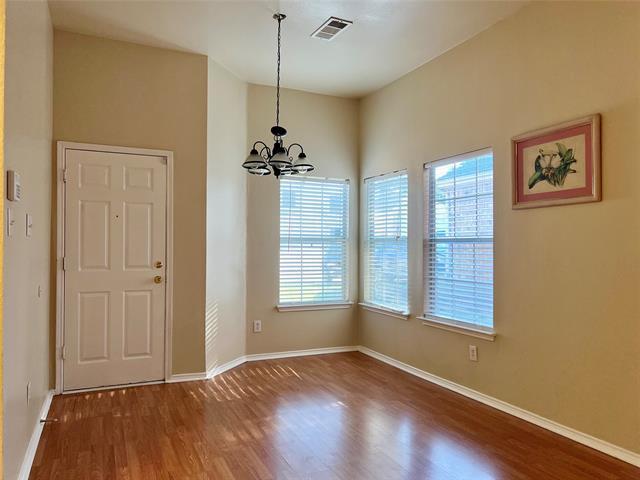 Building Photo - 5009 Bay View