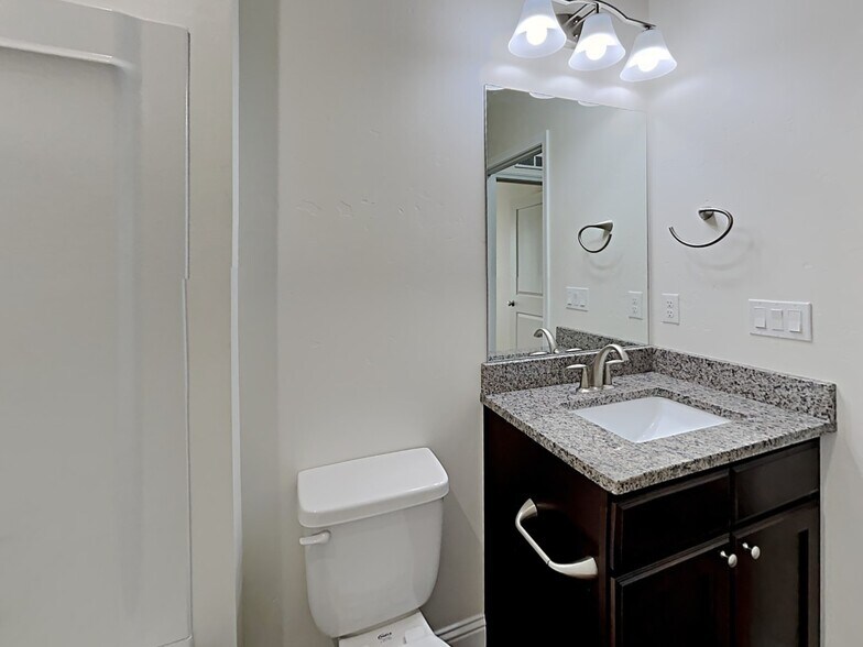 Building Photo - 63 S Lancaster Dr