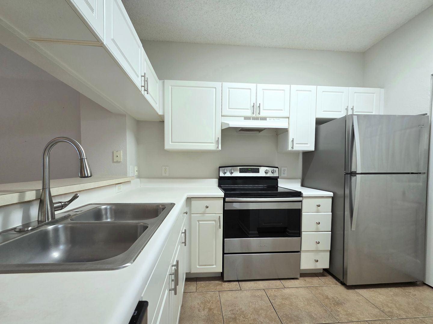 Building Photo - 1323 Arbor Lakes Cir