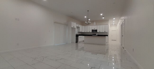Building Photo - 4 Bedroom/3 Bath Home for Rent Available Now. $2500 Monthly Rent