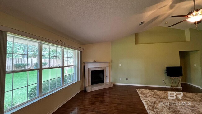 Building Photo - 126 Destrehan Rd