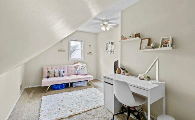 Building Photo - SHORT TERM OPTION AVAILABLE NOW THROUGH JU...