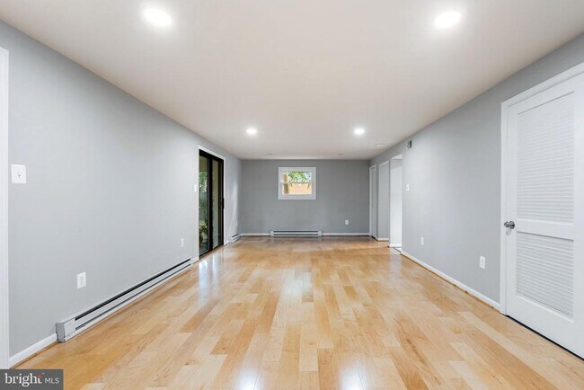 Building Photo - 1006 S Ironwood Rd