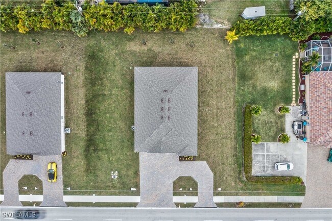 Building Photo - 1903 Cape Coral Pkwy W