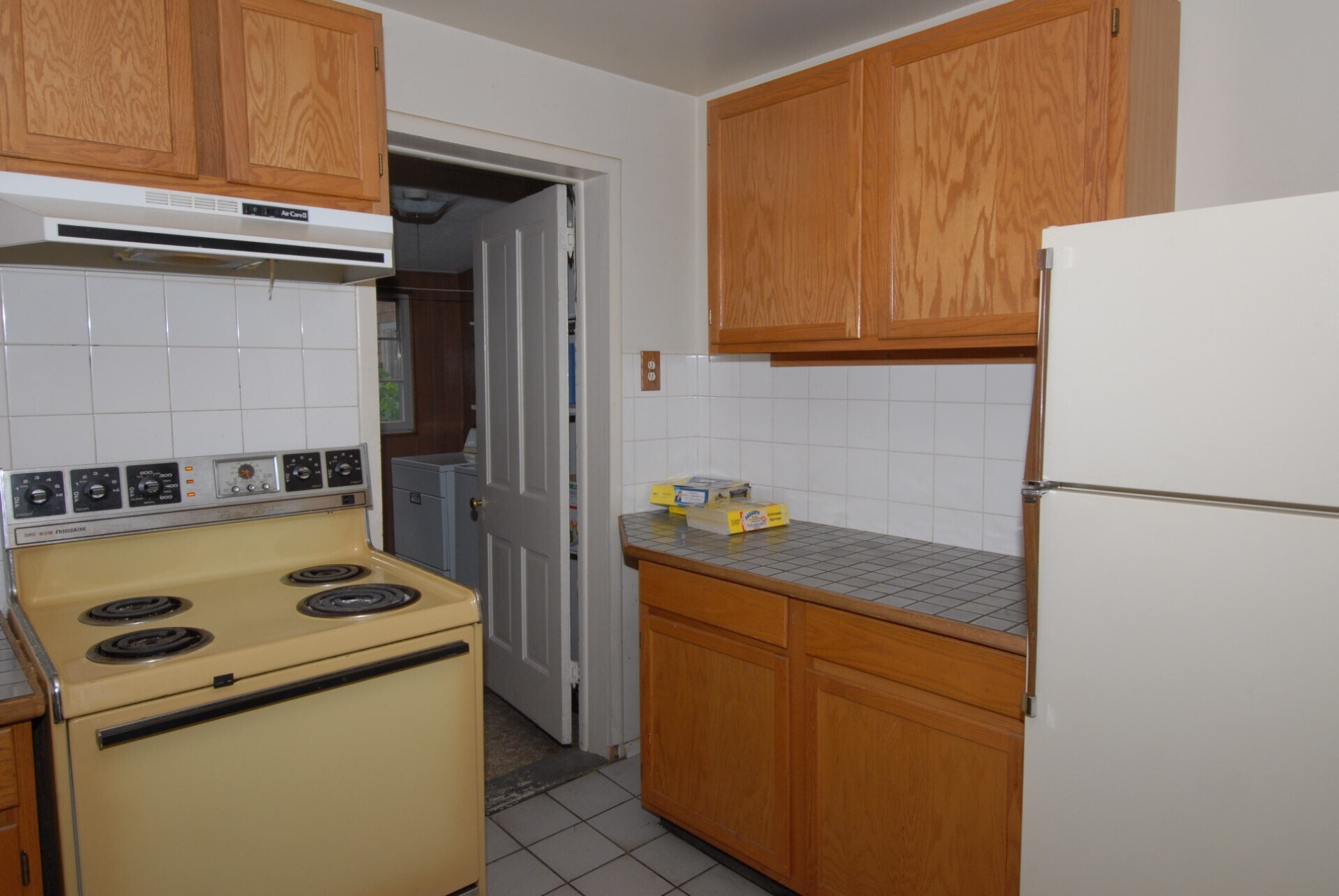 Building Photo - 1024 N Corona St