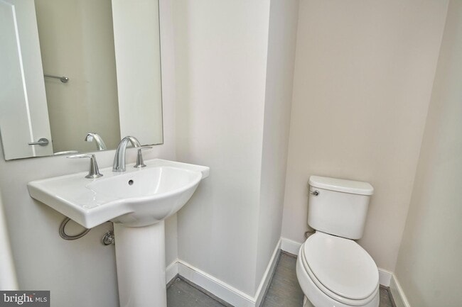 Building Photo - 256 Bluemont Branch Terrace SE
