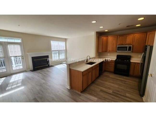 Building Photo - Price Correction! Luxury Townhome In The Villages Of Urbana