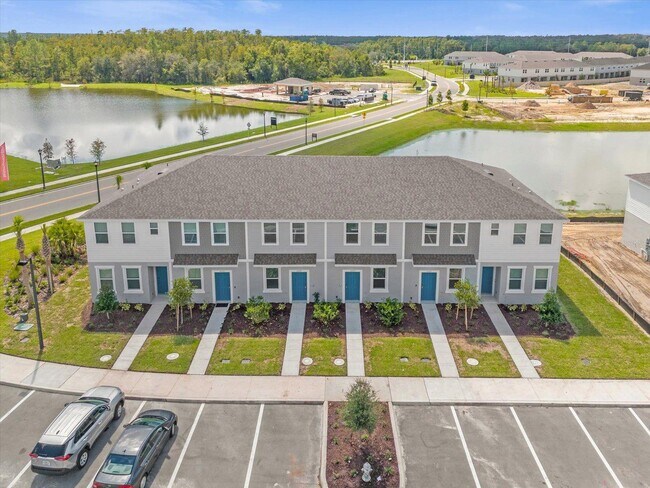 Building Photo - 3221 Skyline Lp