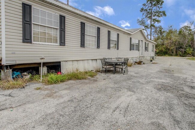 Building Photo - 8623 Farm to Market 1960 Bypass Rd W