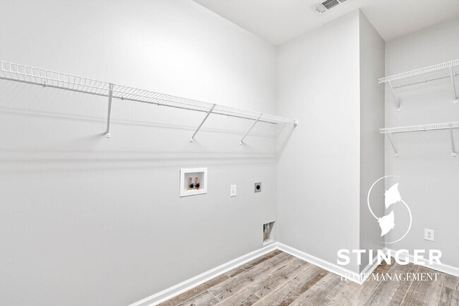 Building Photo - 46 Cedar Creek Cir