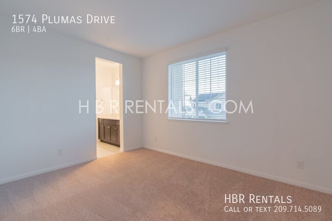Building Photo - 1574 Plumas Dr