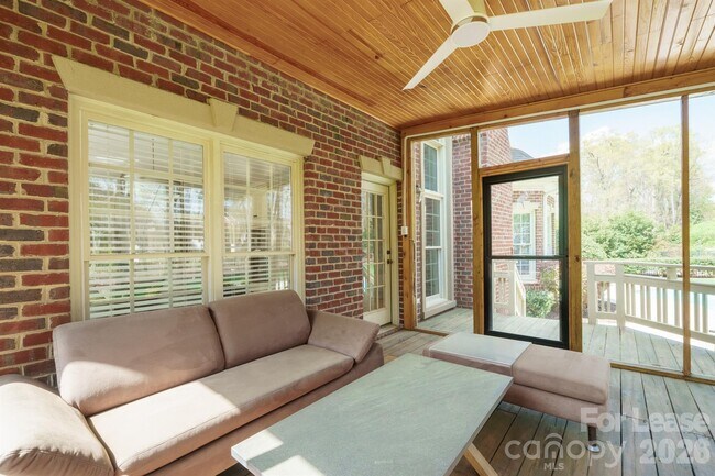 Building Photo - 12004 Camargo Ct