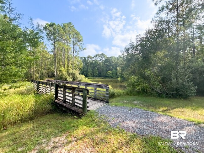 Building Photo - 6415 Schoel Ln