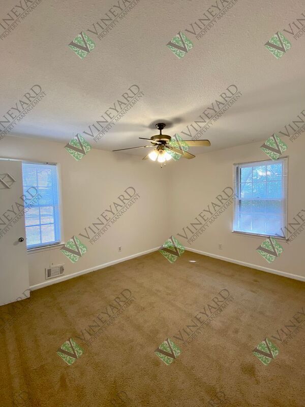 Building Photo - 687 Bounty Dr