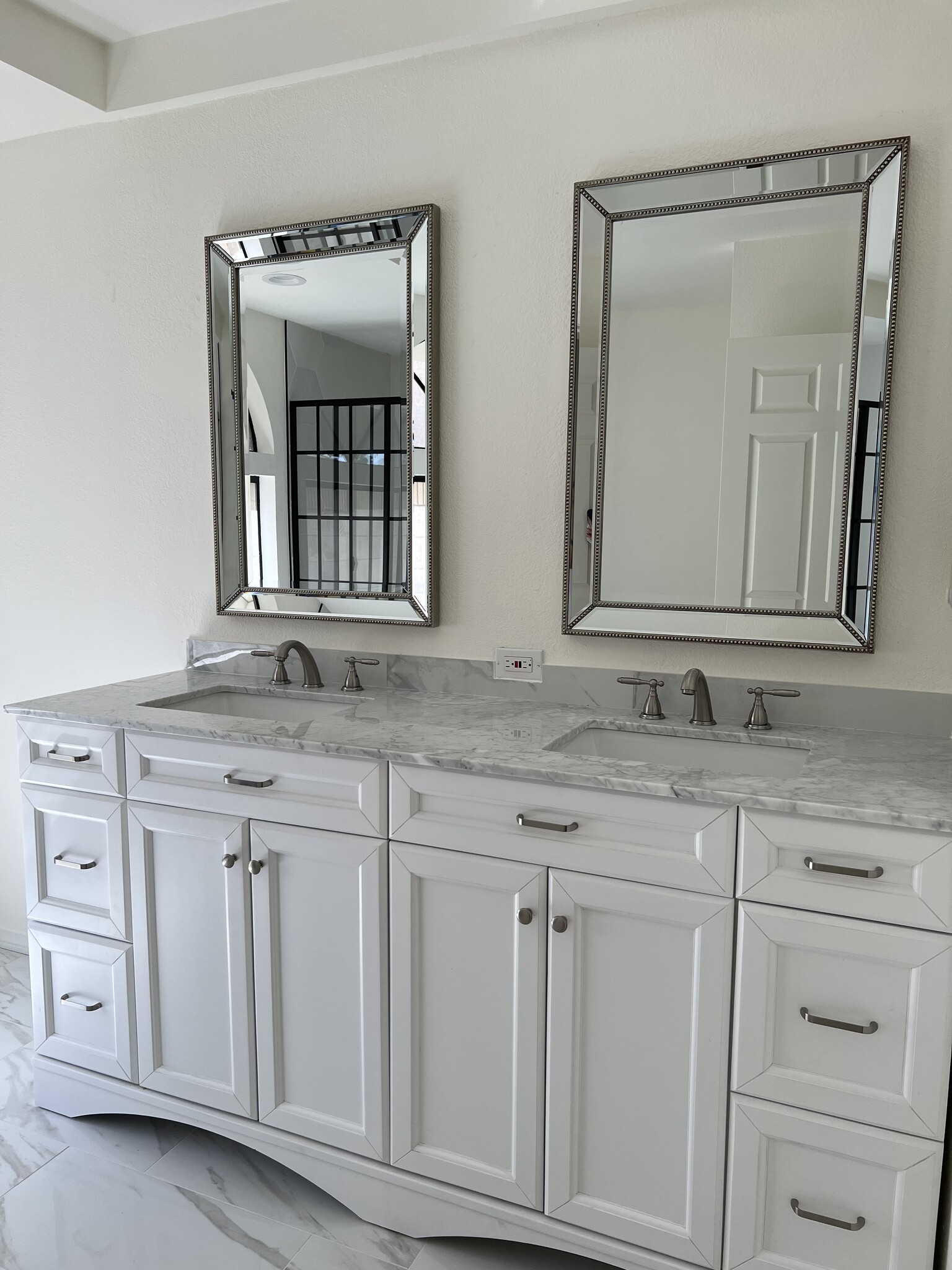 Master Bath Vanity - 20230 Stagg St