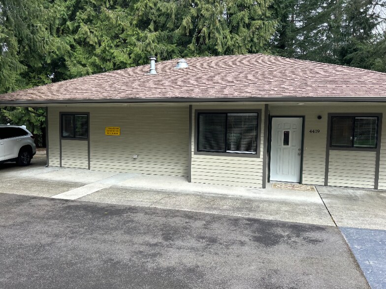 Primary Photo - 4419 178th Ave Ct E