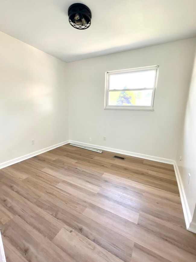 Building Photo - 4017 Caprice Rd