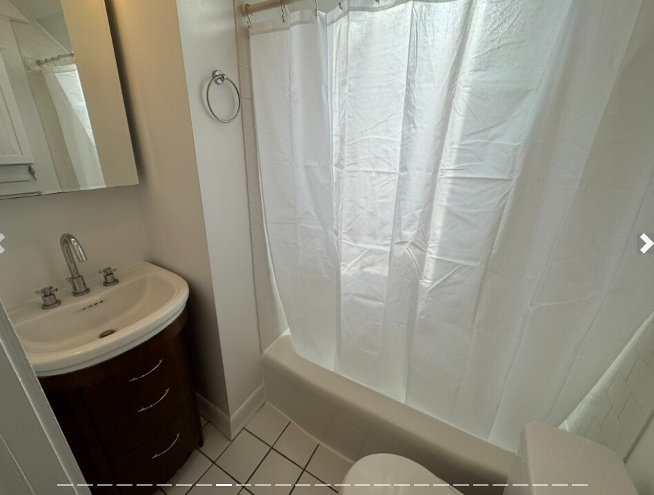 Building Photo - 24 Ellington Rd