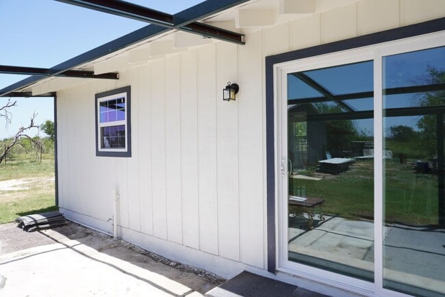 Building Photo - 6751 Green Valley Rd