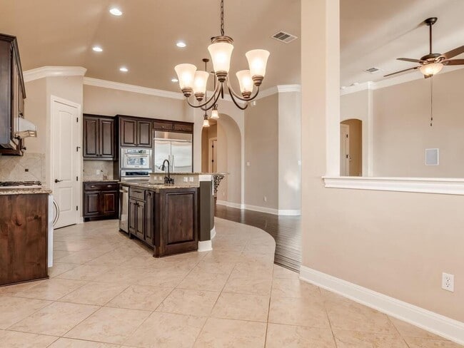 Building Photo - 2321 Gilia Dr