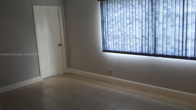 Building Photo - 7205 NW 76th Pl