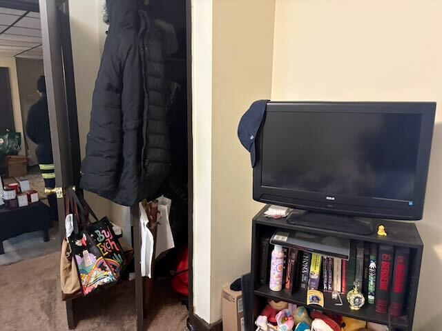 Building Photo - 149 Main St