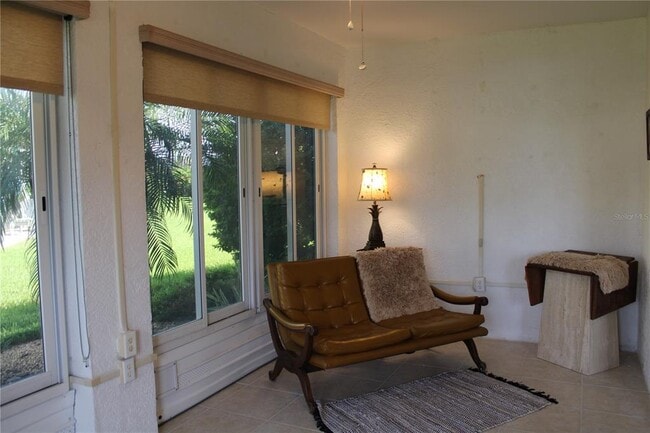 Building Photo - 3115 Live Oak Ln