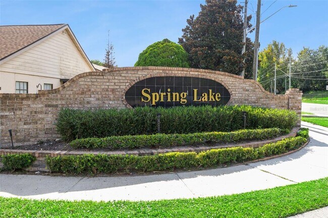 Building Photo - 7301 Spring Villas Cir
