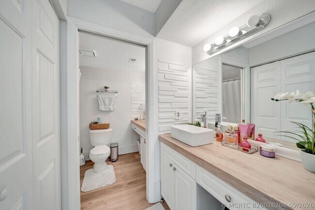 Building Photo - 8105 Severn Dr