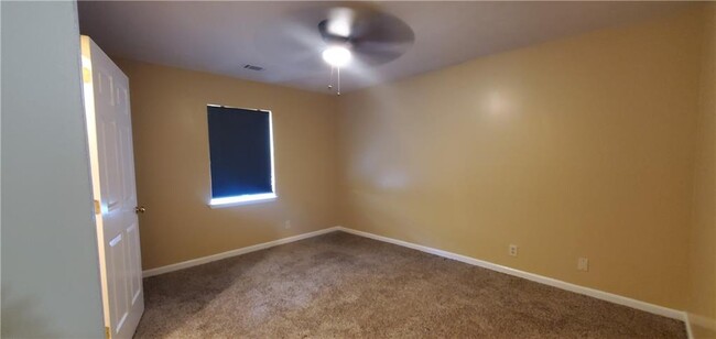 Building Photo - 103 Westland Ct SW