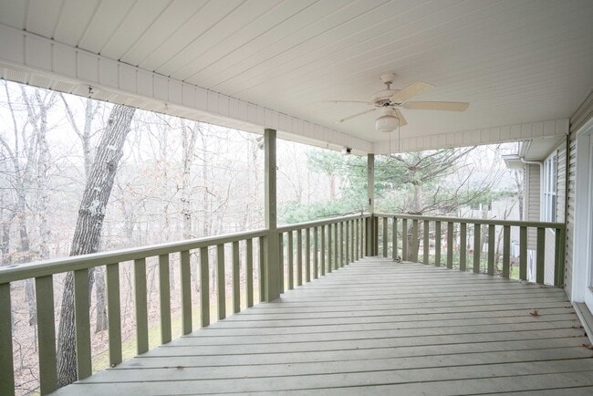 Building Photo - 51 Sullivan Dr