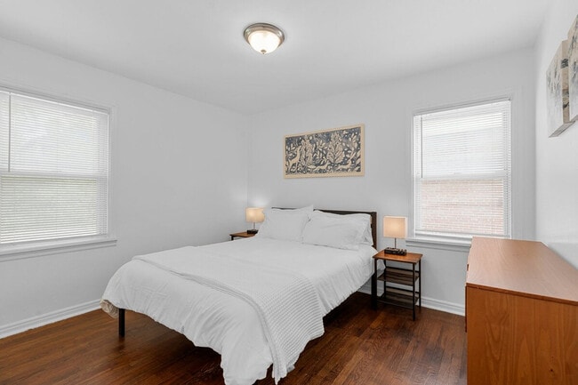 Building Photo - 6563 Julian Ave