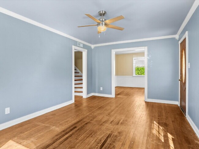 Building Photo - 7602 Woodman Rd