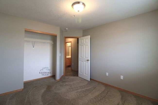 Building Photo - 5508 Bakerloo Ln