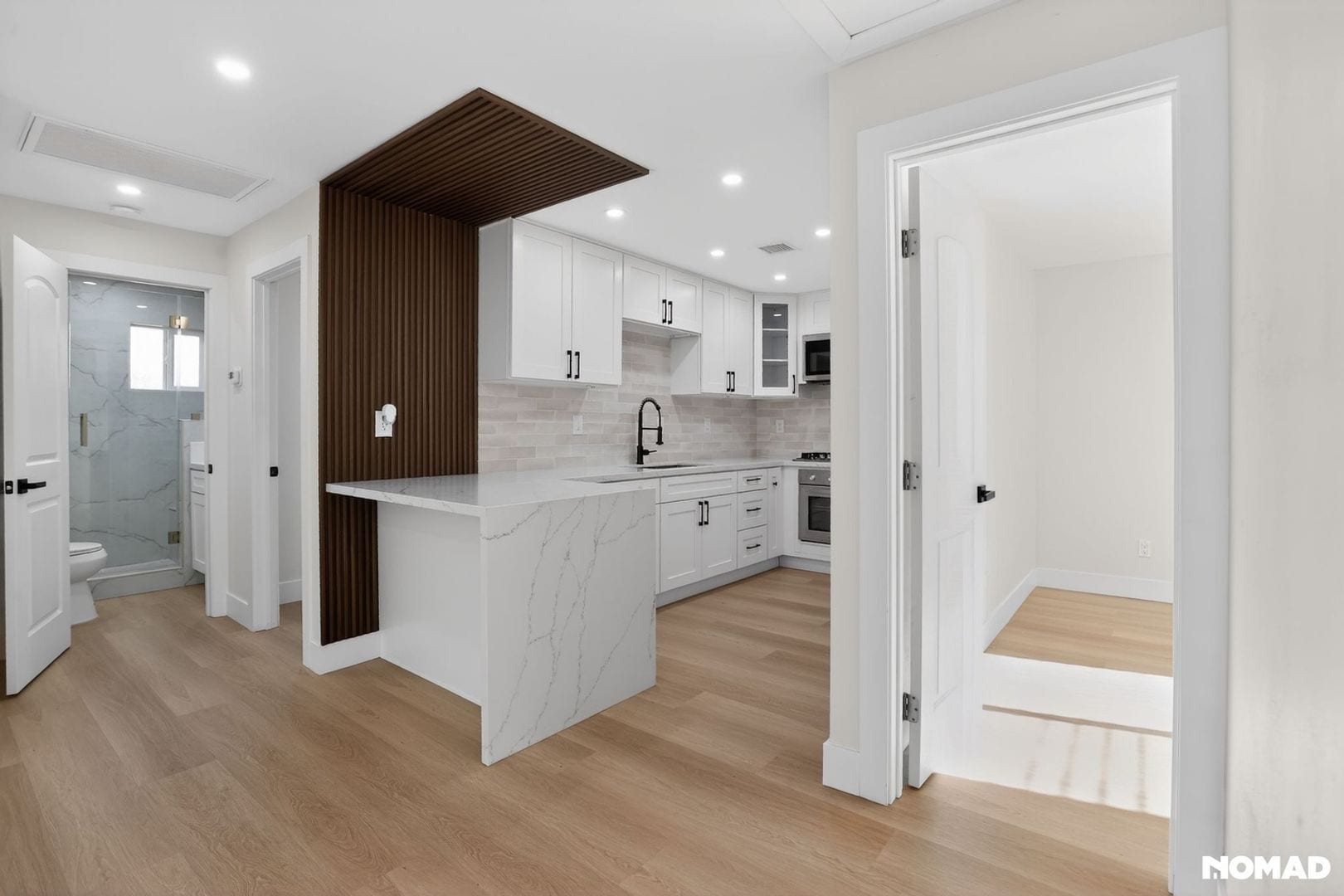 Building Photo - 212 E Florence Ave