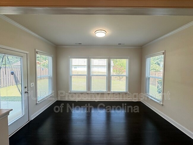 Building Photo - 5302 Tilley Manor Dr