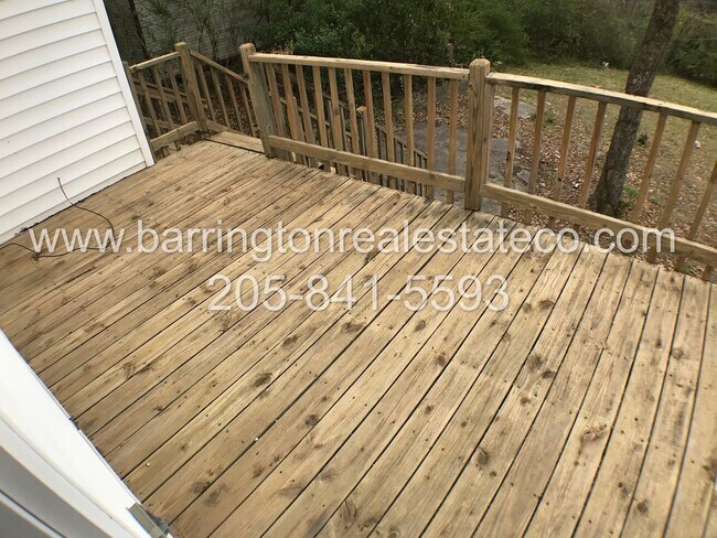 Building Photo - 1731 Mountain Dr