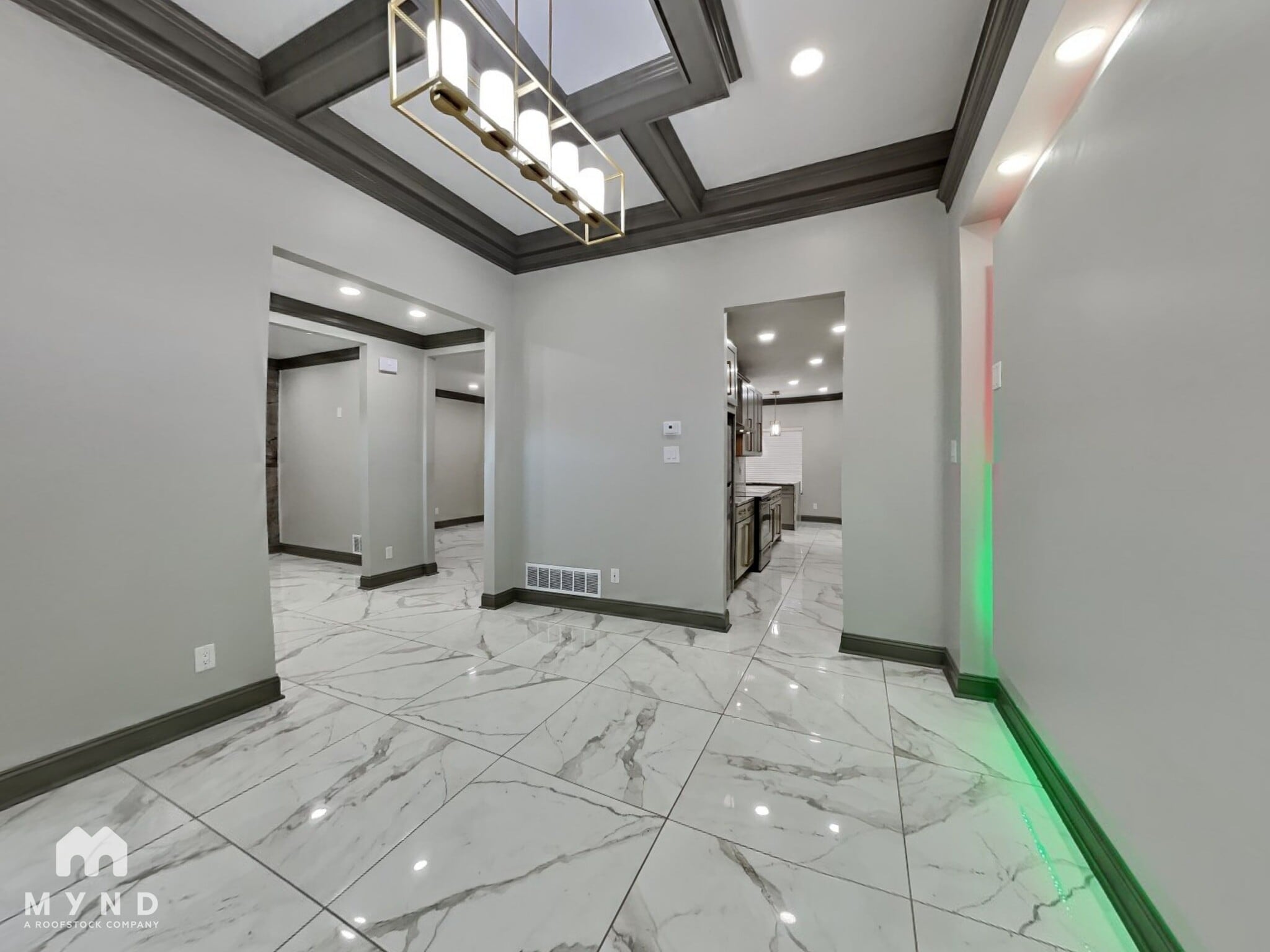 Building Photo - 5373 Solitaire Way