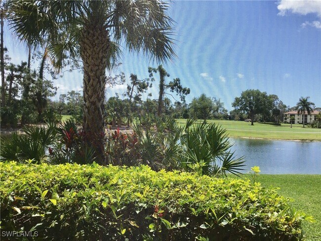 Building Photo - 440 Fox Haven Dr