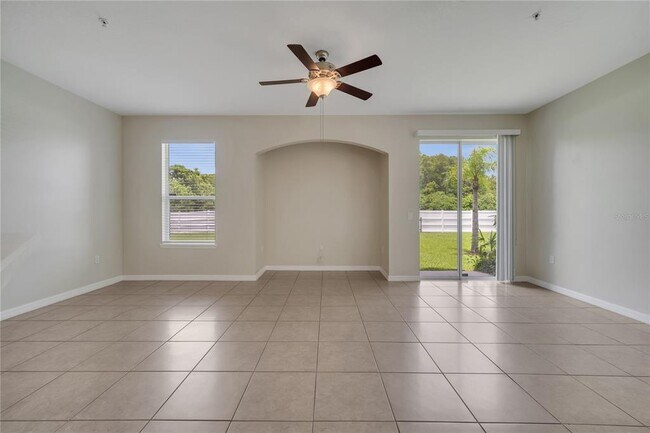 Building Photo - 6408 S Goldenrod Rd