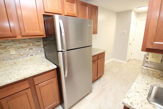 Interior Photo - SUMNER PLACE -- 112
