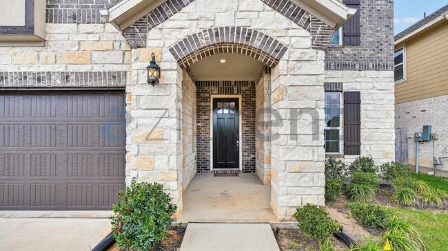 Building Photo - 17685 Martin Crk Ln