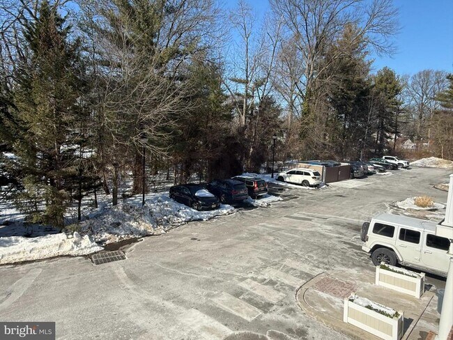 Building Photo - 224 Breeders Cup Dr