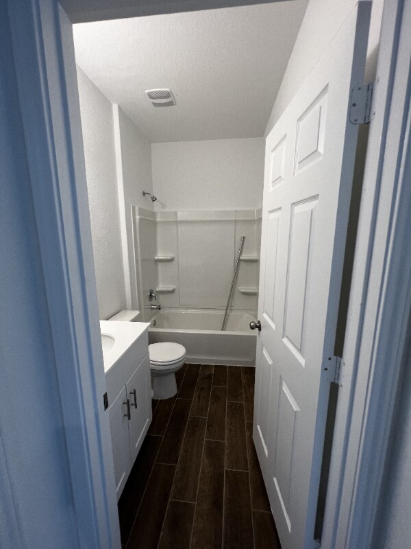 Building Photo - 456 Pickrell Lp