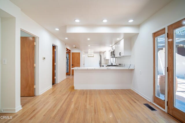 Building Photo - 3955 Farmouth Dr