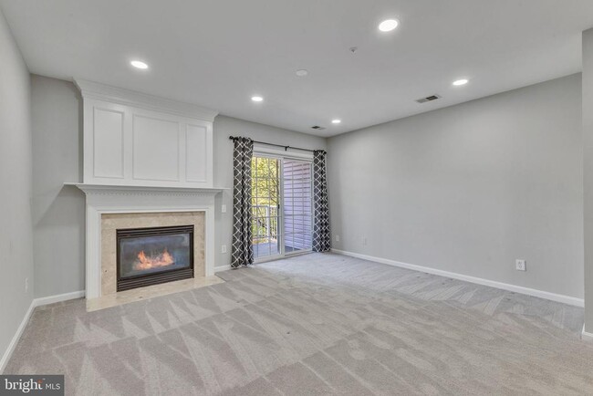 Building Photo - 5980 Kimberly Anne Way