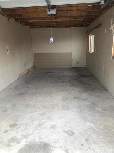 Building Photo - 2412 Dorothy St NE