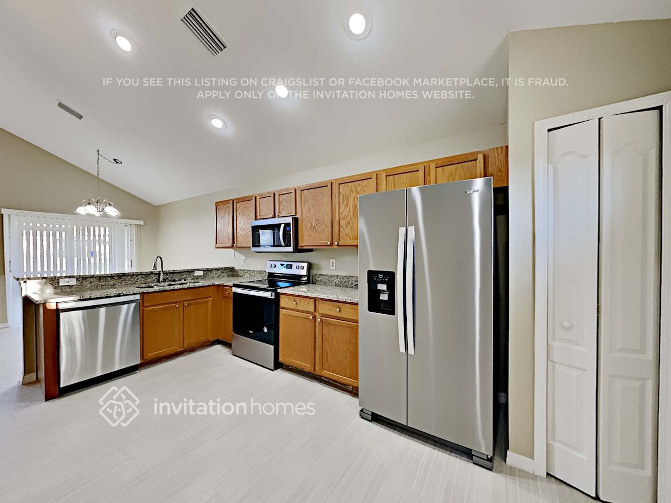 Building Photo - 3889 Hampton Hills Dr